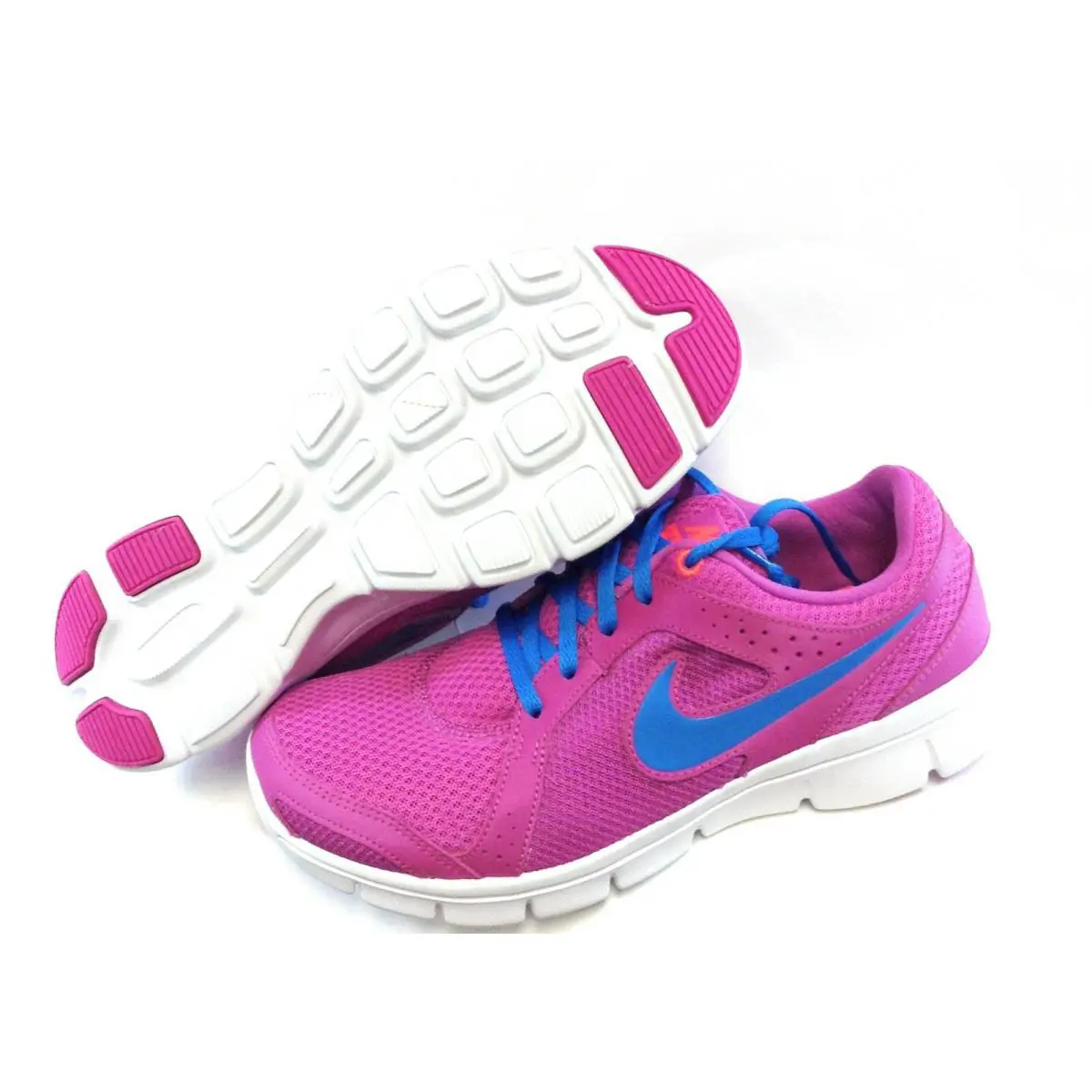 Nike shoes - Fuchsia 1