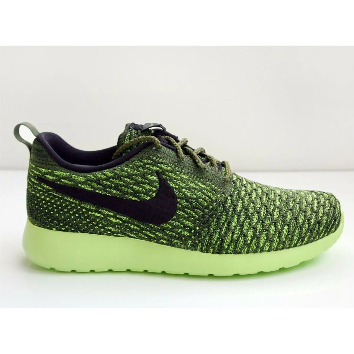 Nike shoes - Nike Roshe One - Roshe One - 704927-301 - Green, Manufacturer: Rough green/Black/Volt/Light Liquid Lime 5