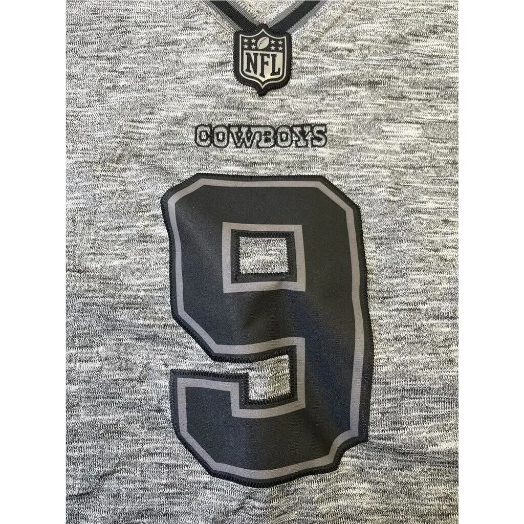 Nike clothing - Gray 8