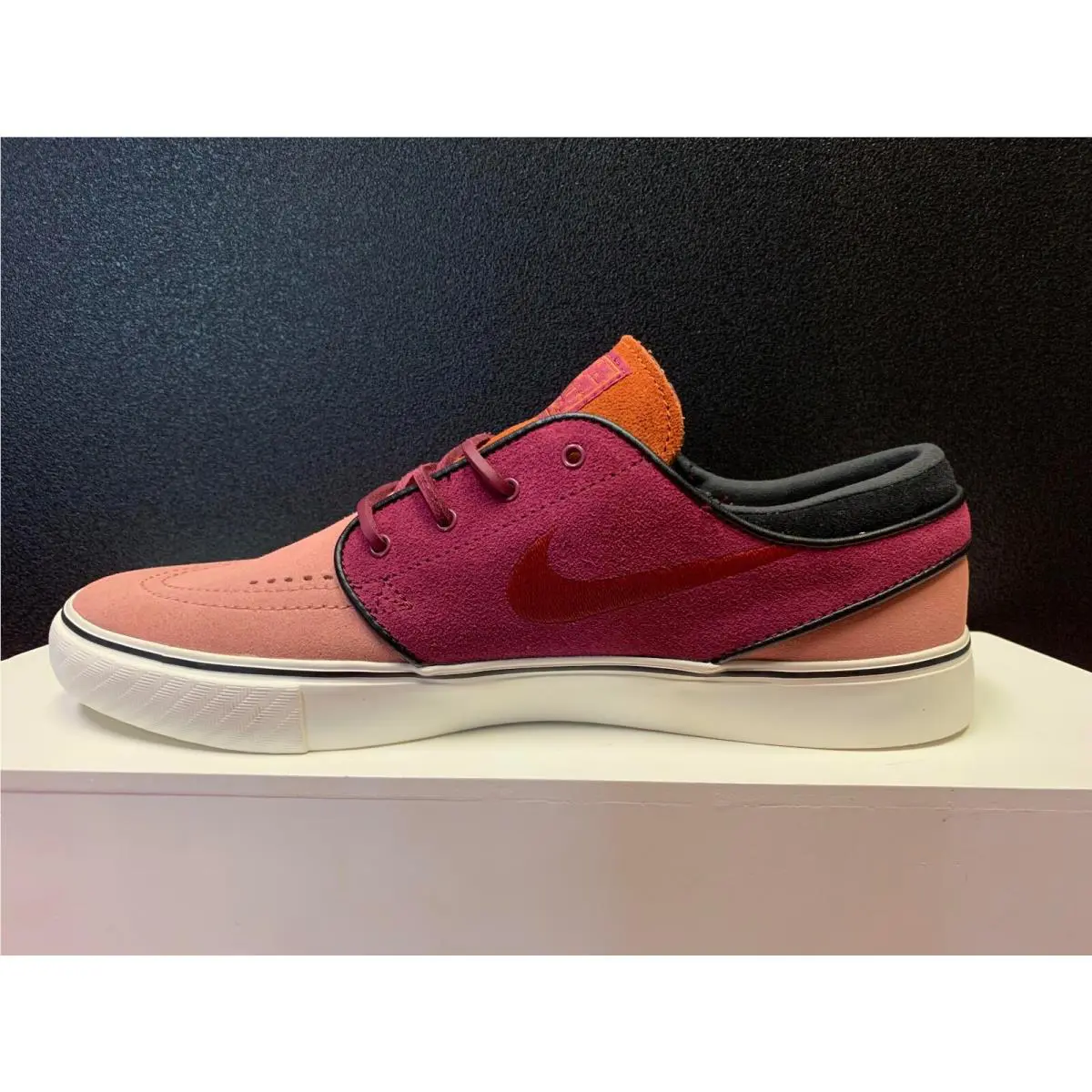 Nike shoes - Nike SB Janoski - Janoski - Red 1