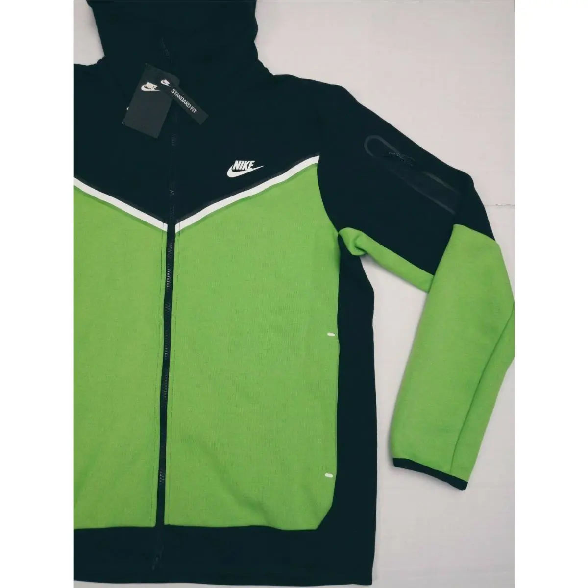 Nike clothing - CU4489-013 - CU4489-013 - Black/GREEN 3