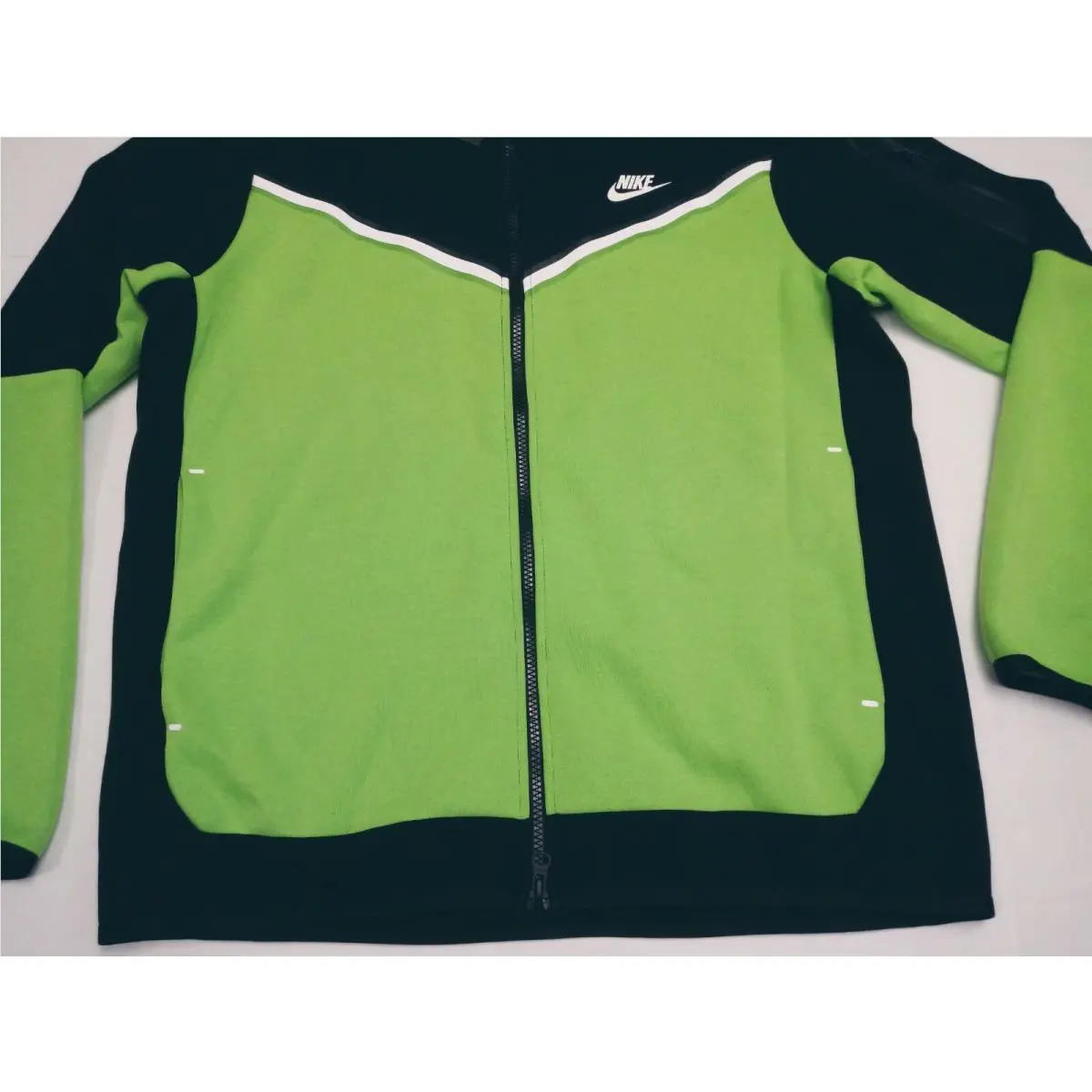 Nike clothing - CU4489-013 - CU4489-013 - Black/GREEN 10