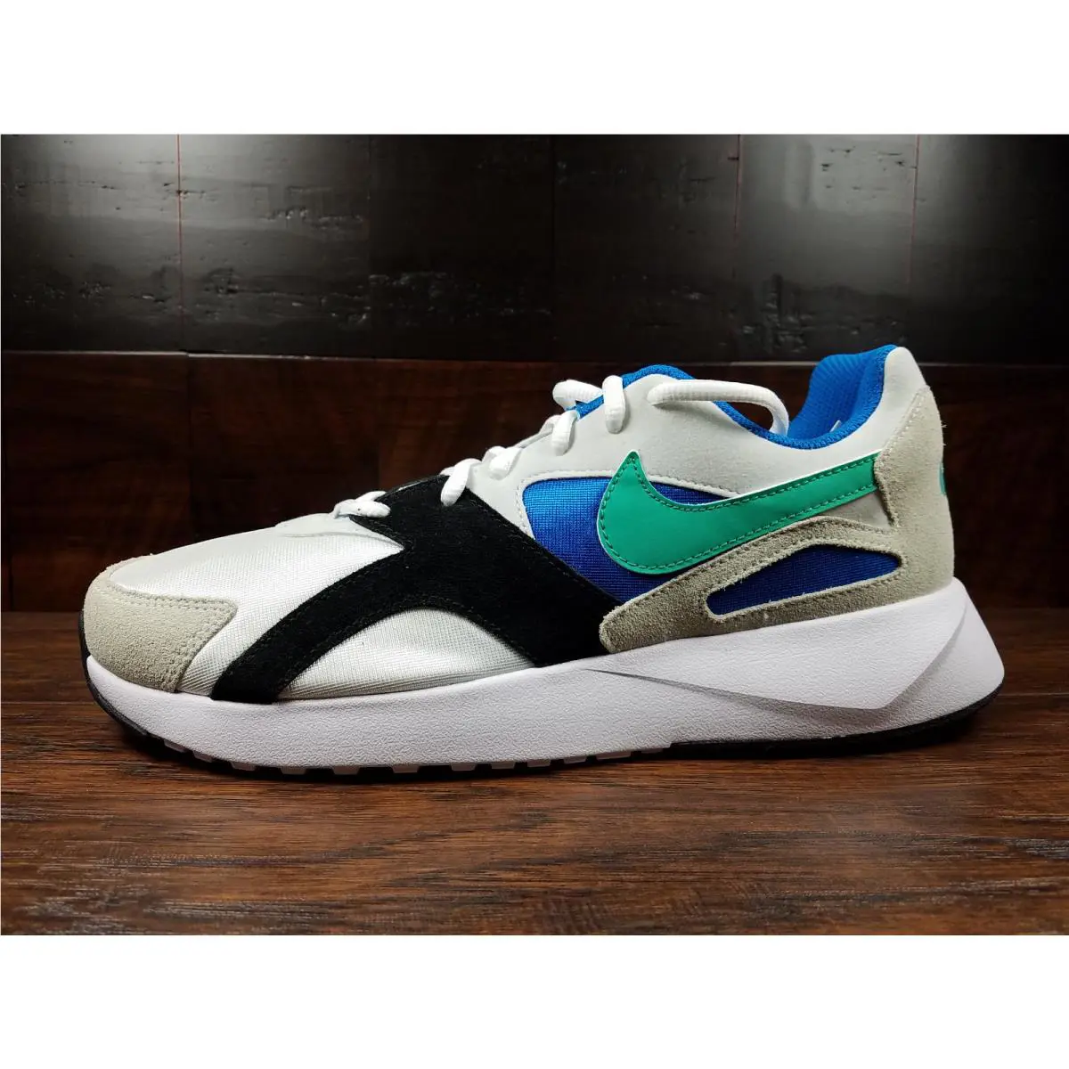 Nike shoes - Nike Pantheos - Pantheos - 916776-101 - White / Kinetic Green / Blue 4