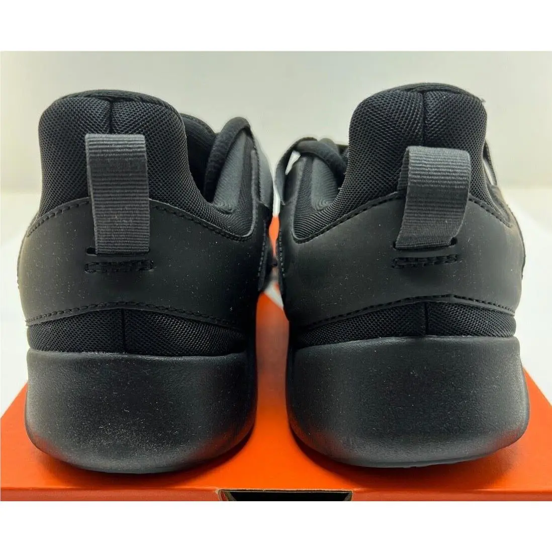 Nike shoes - Legend Essential - Legend Essential - CD0443-004 - Black 1
