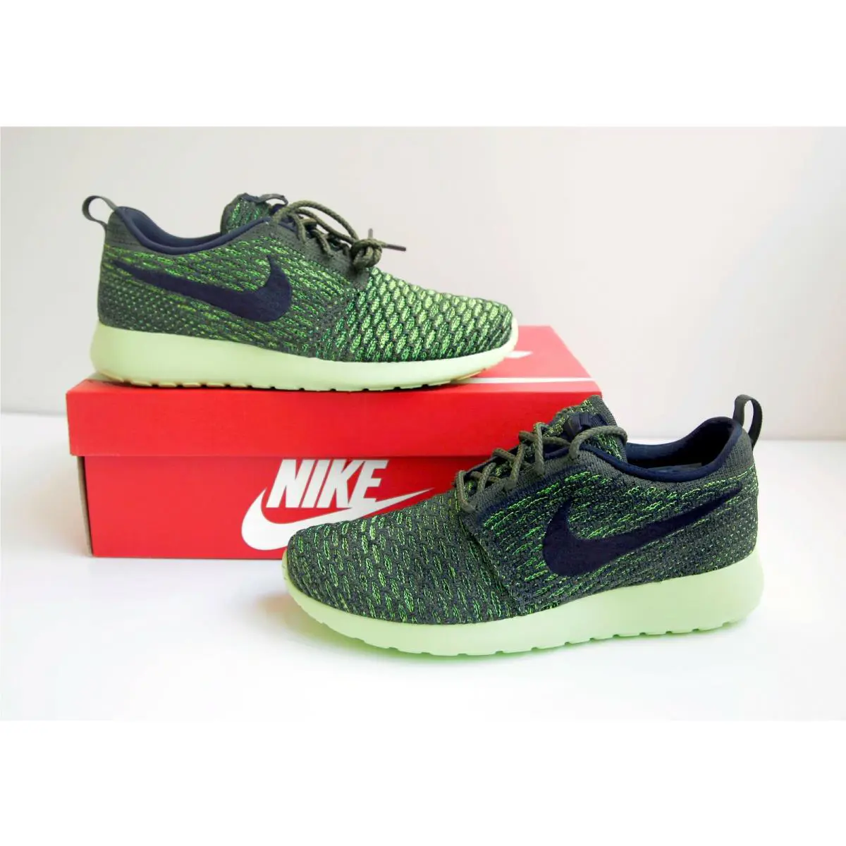Nike shoes - Nike Roshe One - Roshe One - 704927-301 - Green 1