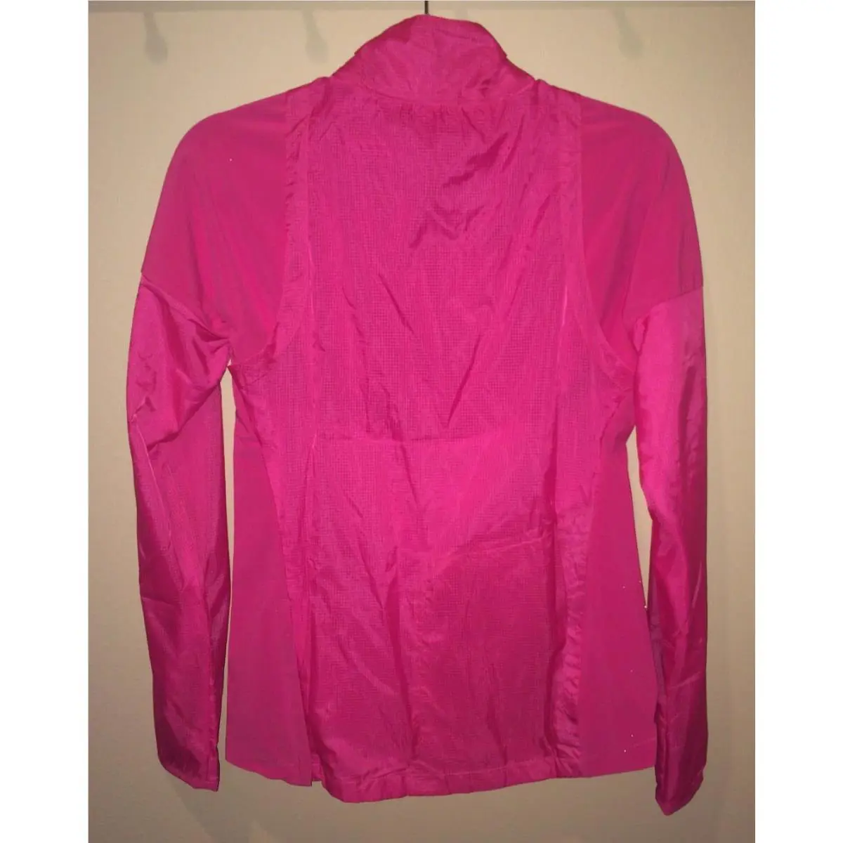Nike clothing - NIKE GOLF Hyperadapt Half Zip Lightweight - 640557 - Pink 1