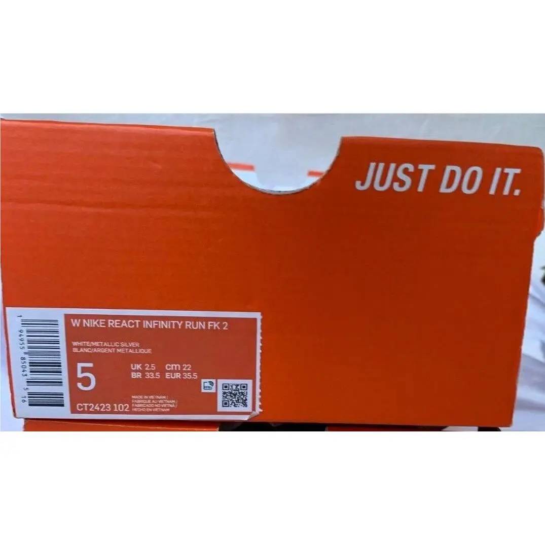 Nike shoes - Nike React Infinity - React Infinity - CT2423-102 - WHITE/METALLIC SILVER, Manufacturer: CT2423 102 9