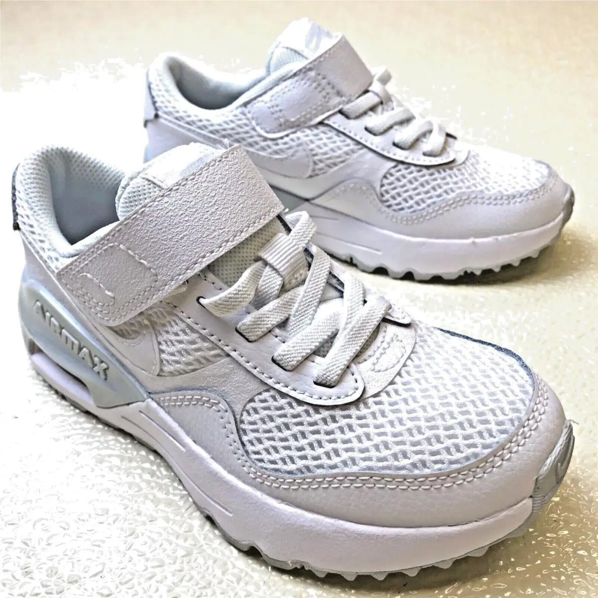 Nike shoes - Nike Air Max System - Air Max System - White 0