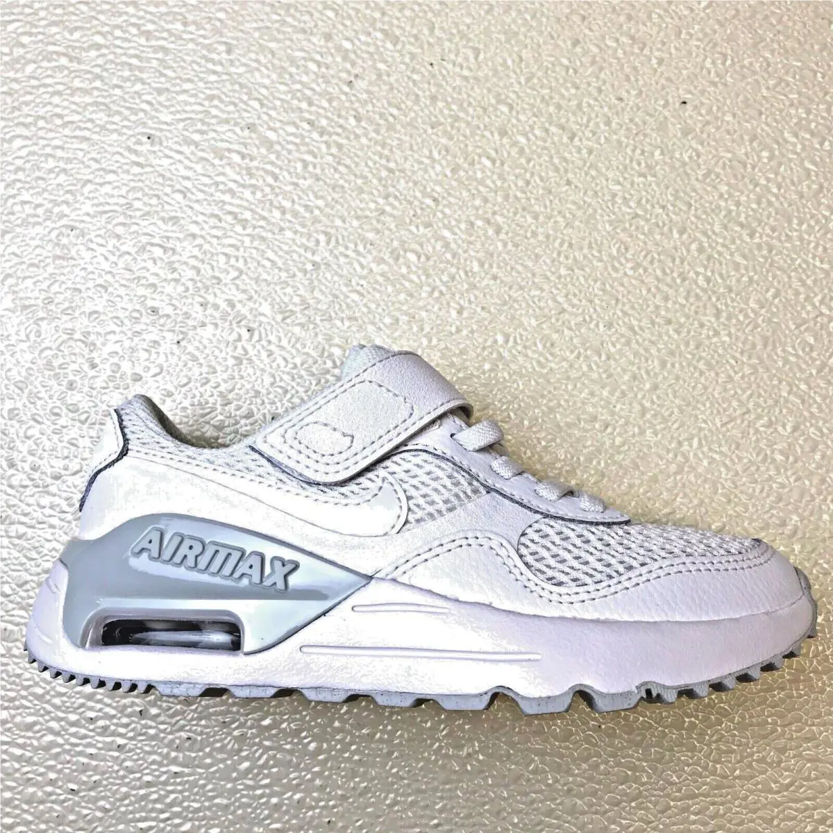 Nike shoes - Nike Air Max System - Air Max System - White 1