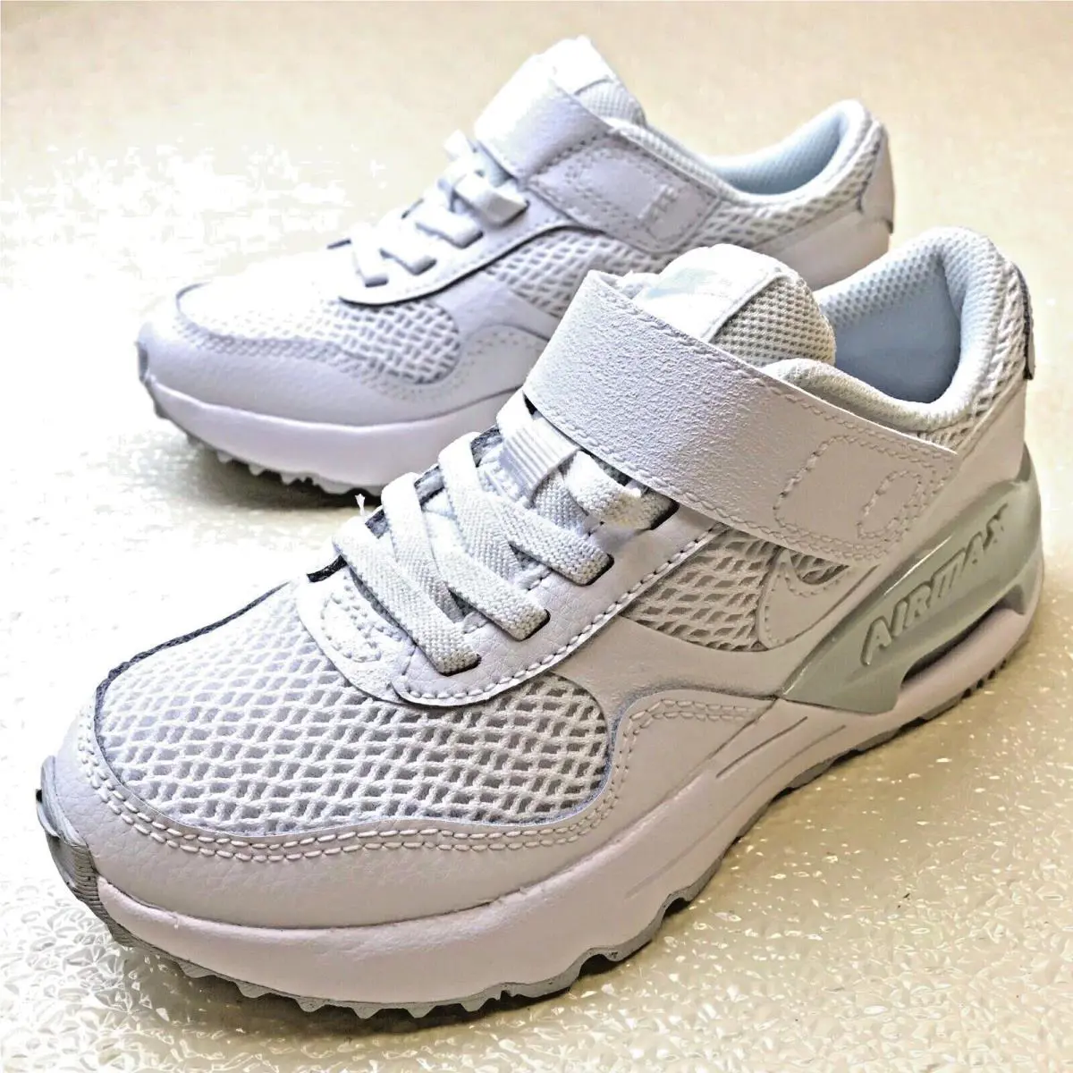 Nike shoes - Nike Air Max System - Air Max System - White 2