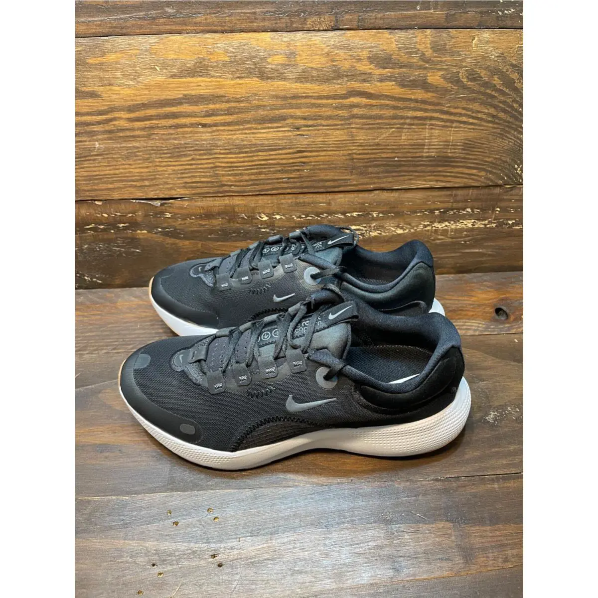 Nike shoes - Nike React Escape - React Escape - CV3817002 - White 0