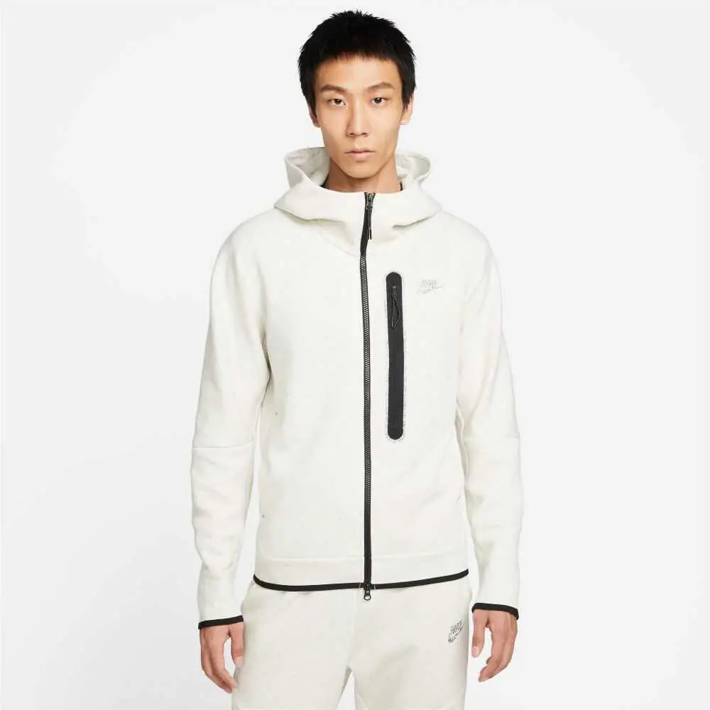 Nike clothing - White 1