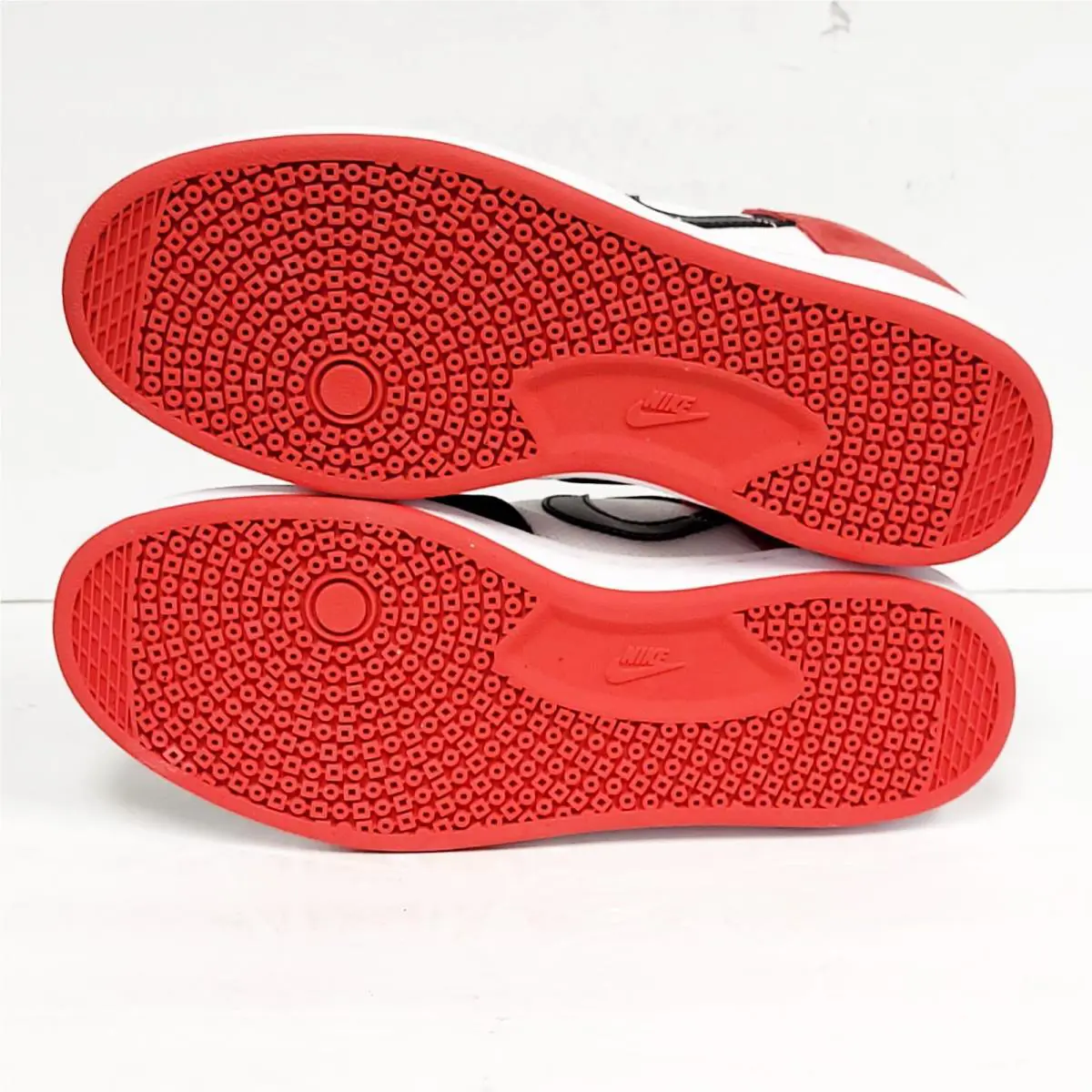 Nike shoes - Nike SB Alleyoop - Alleyoop - CJ0882 - White/Black-University Red 102 5