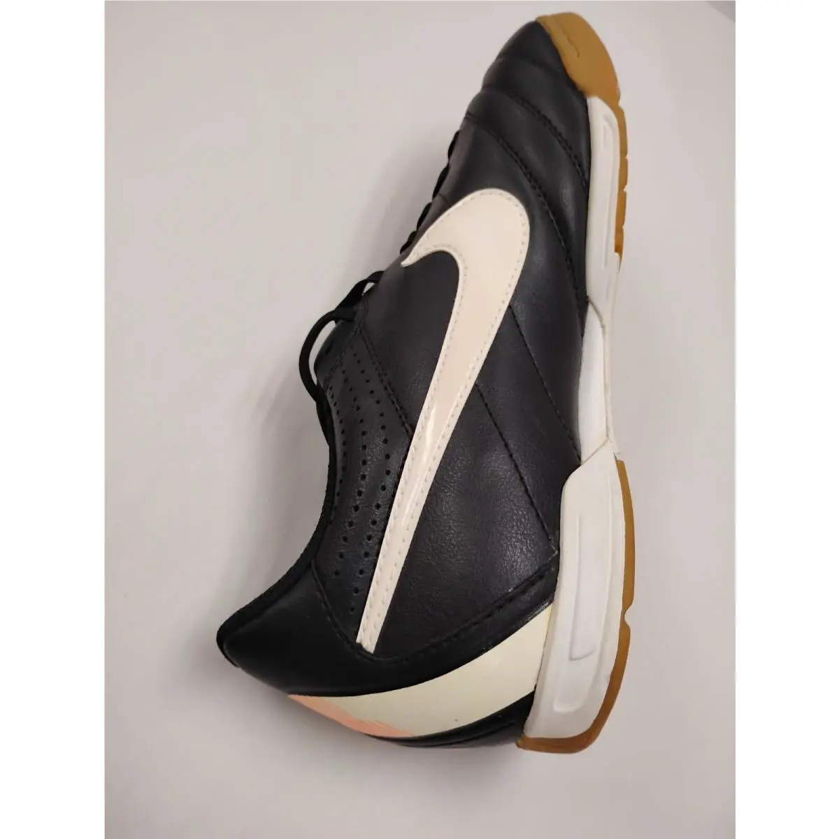 Nike shoes - Black 1