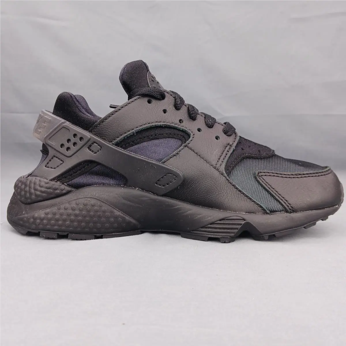 Nike shoes - Nike Air Huarache - Air Huarache - DH4439001 - Black 7