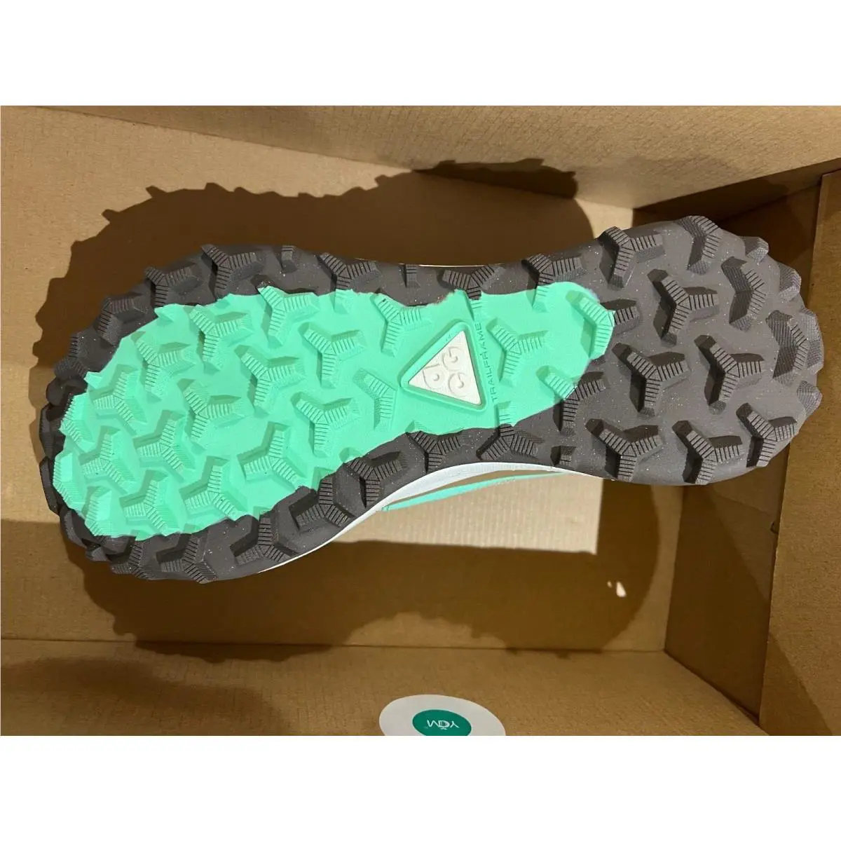 Nike shoes - DX2256200 - DX2256 200 - LIMESTONE/GREEN GLOW 5
