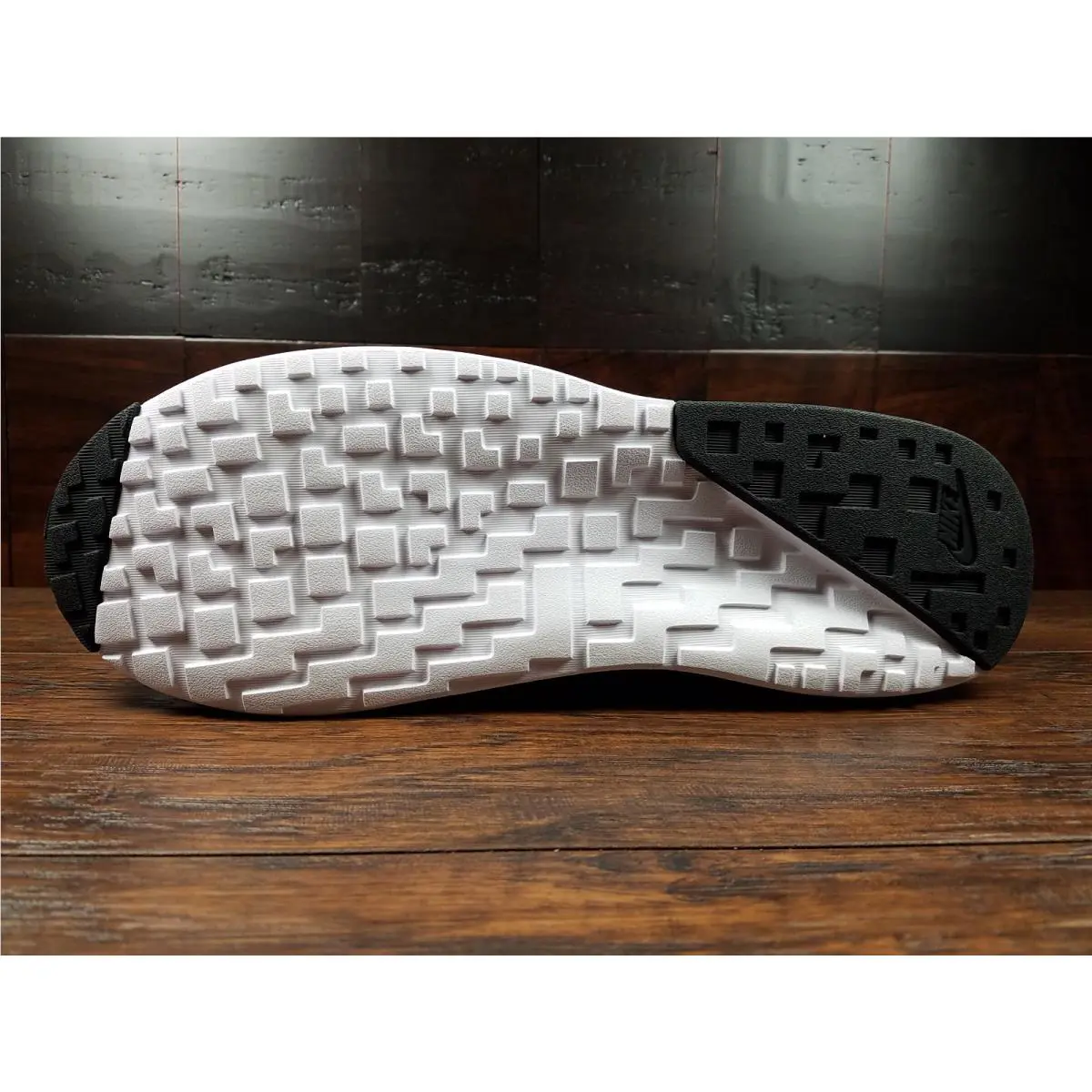 Nike shoes - Nike Pantheos - Pantheos - 916776-004 - Varsity Grey / Habanero Red 3