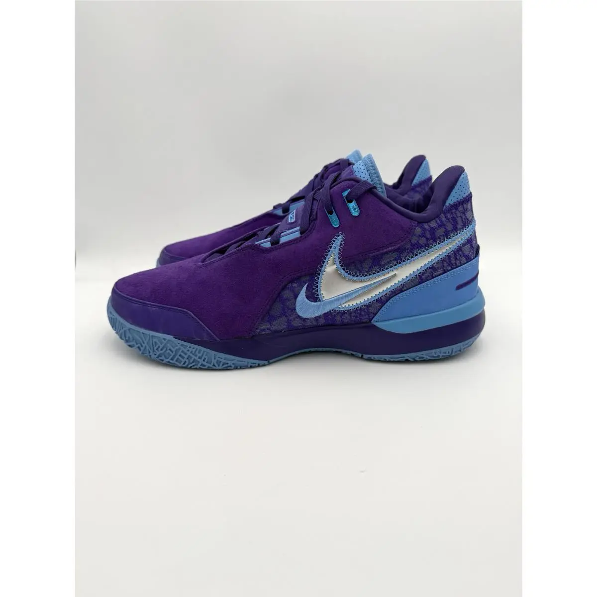 Nike shoes - Nike Zoom LeBron - Zoom LeBron - FJ1566-500 - Blue 1