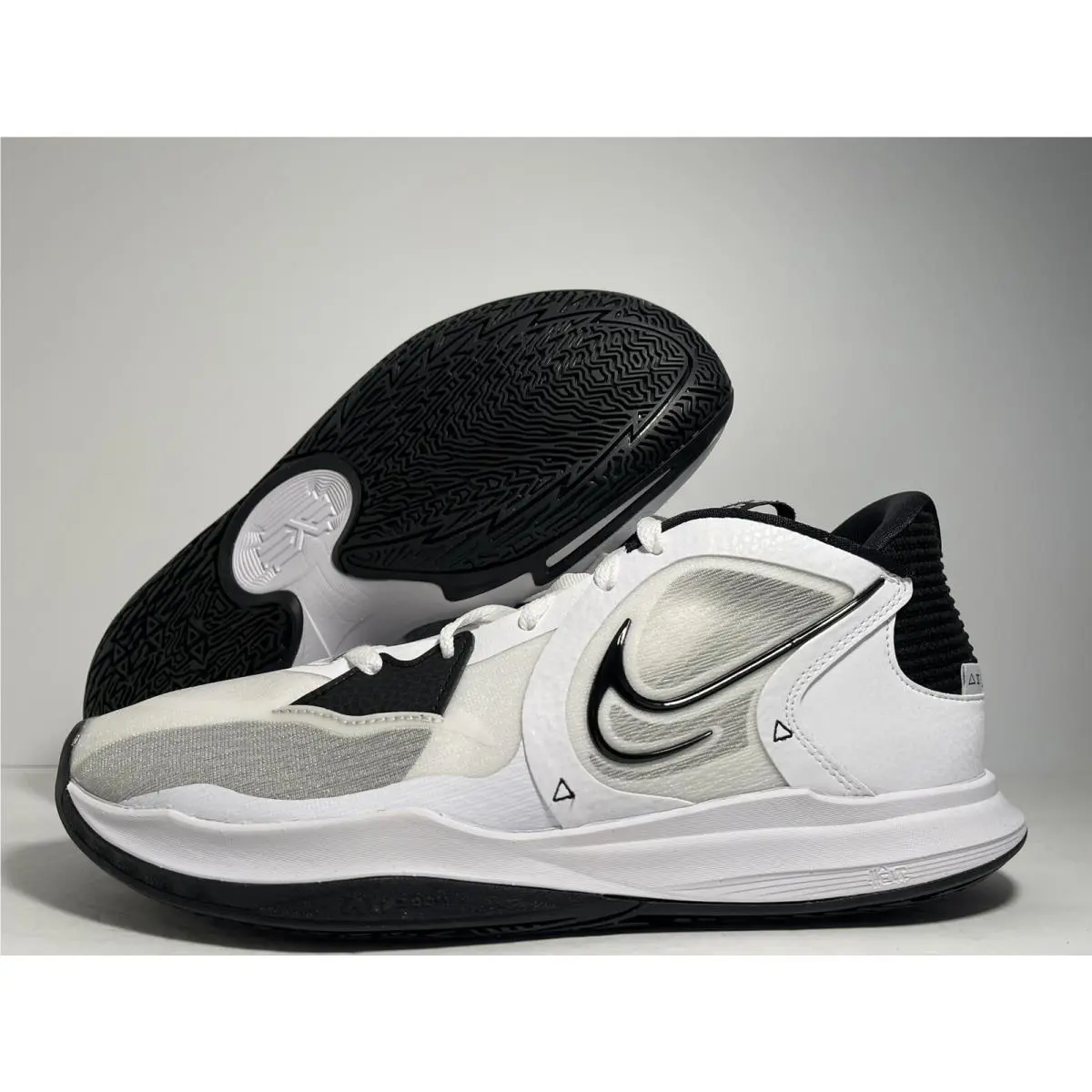 Nike shoes - Nike Kyrie Low - Kyrie Low - DO9617-100 - White 4