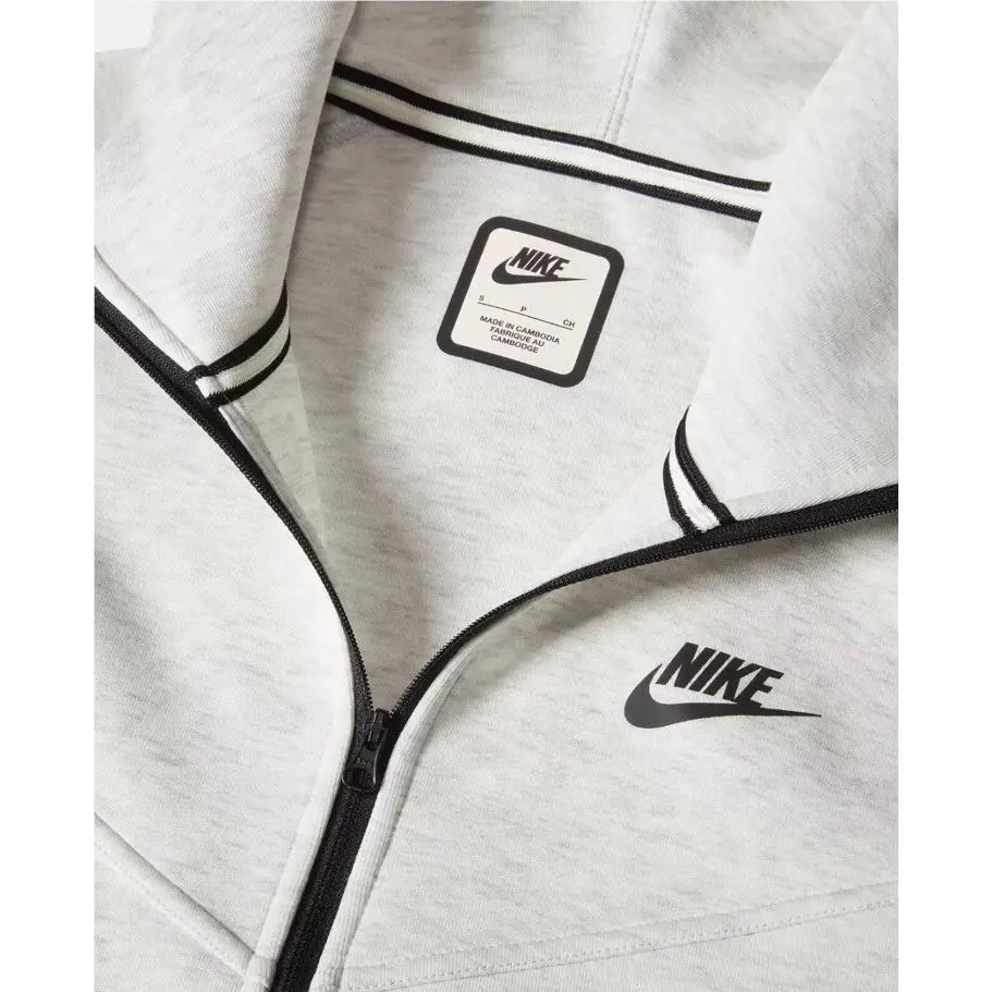 Nike clothing - White 1