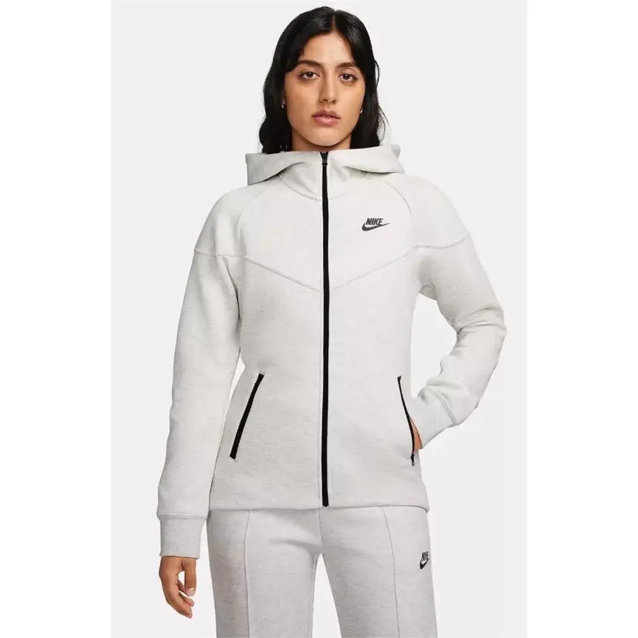 Nike clothing - White 4