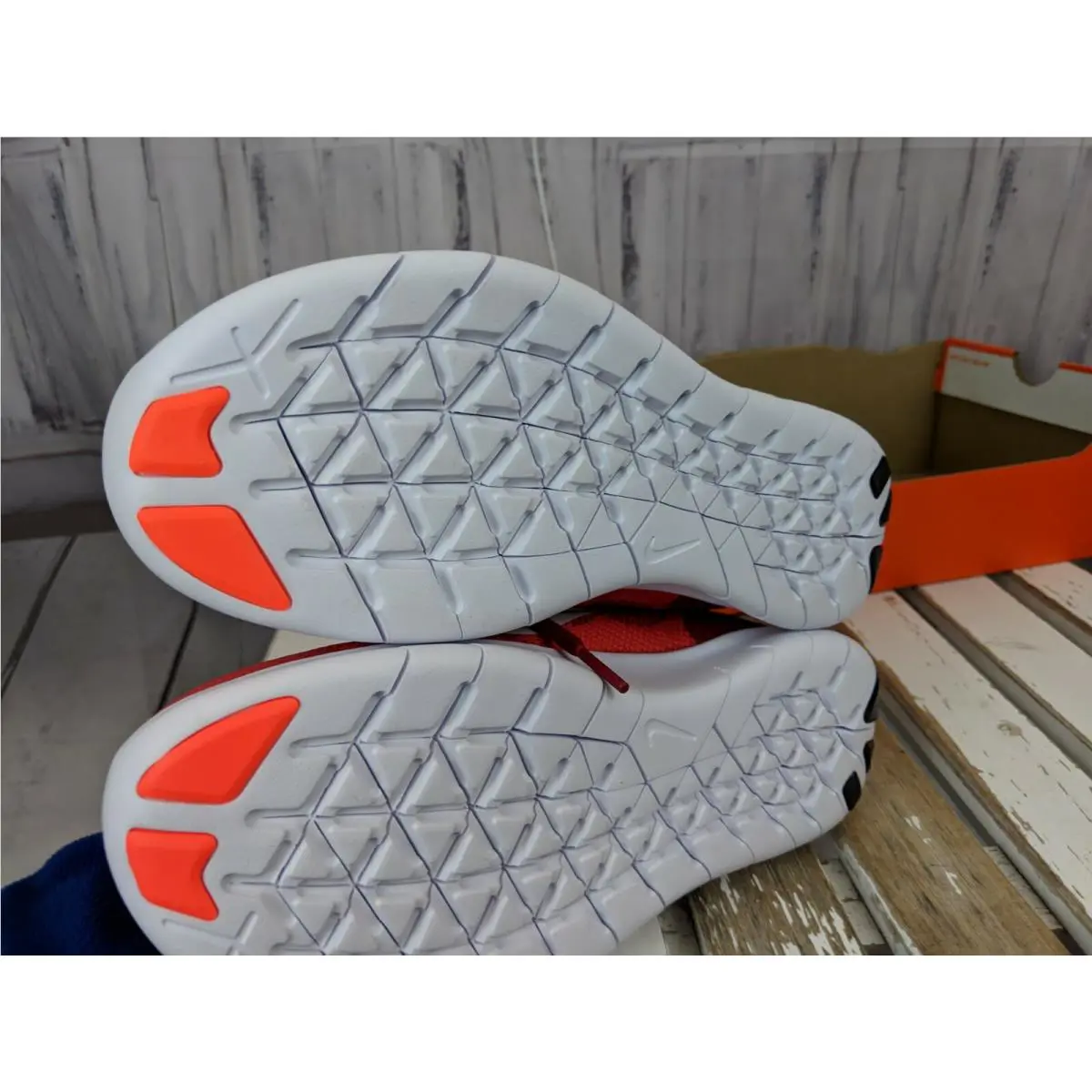 Nike shoes - Red 5