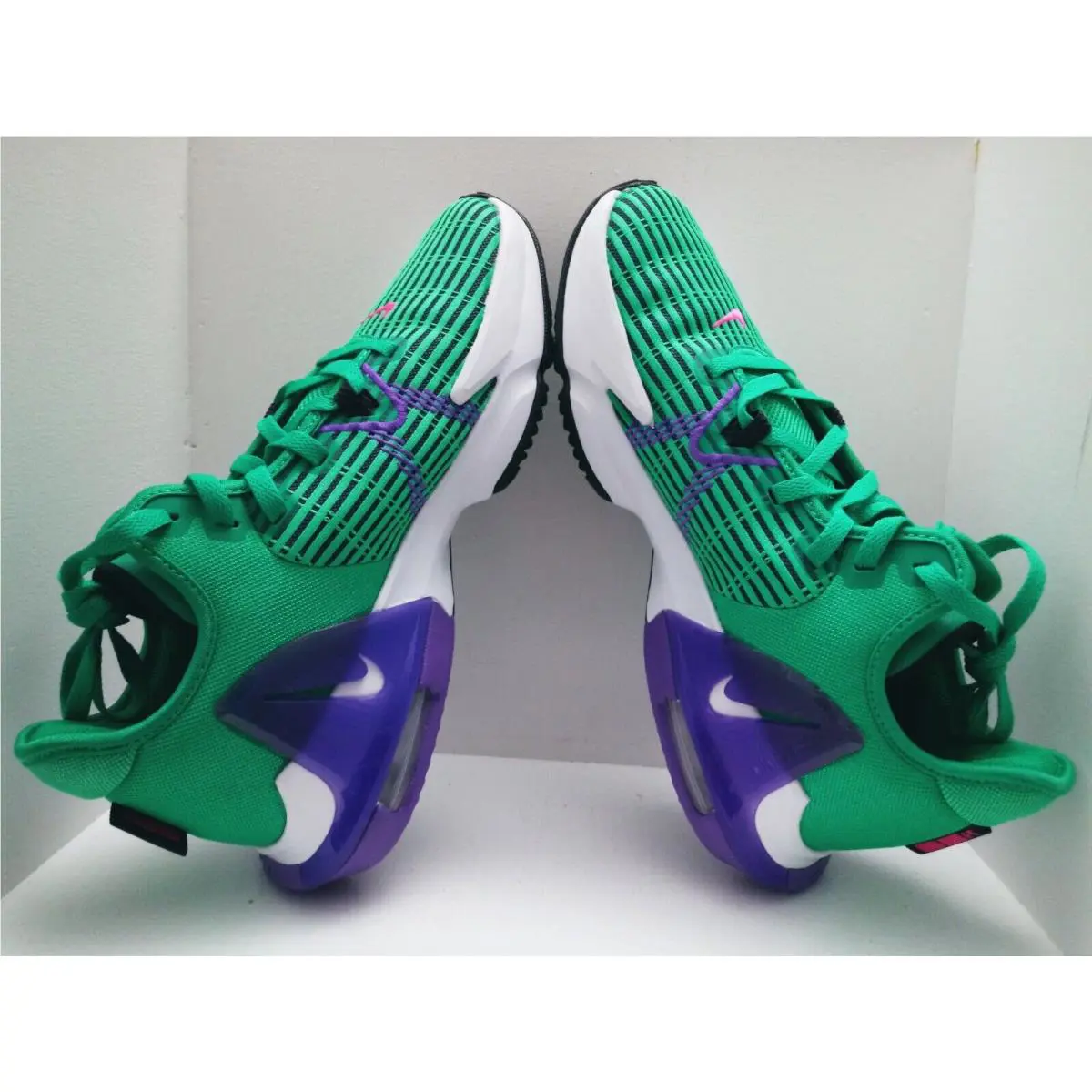 Nike shoes - Nike LeBron Witness 6 - LeBron Witness - CZ4052-300 - CLEAR EMERALD/HYPER PINK 2