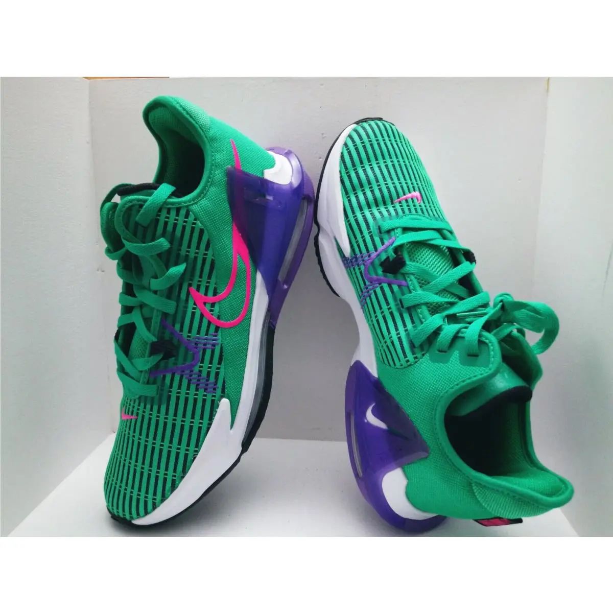 Nike shoes - Nike LeBron Witness 6 - LeBron Witness - CZ4052-300 - CLEAR EMERALD/HYPER PINK 4