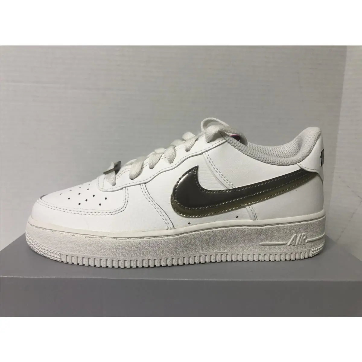 Nike shoes - Nike Air Force 1 LV8 - Dh9595-001 - White 5
