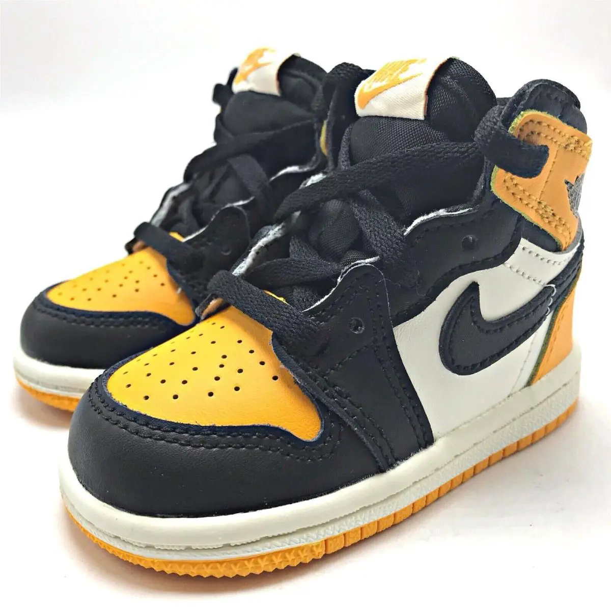 Nike shoes - Air Jordan 1 - Air - Black 2