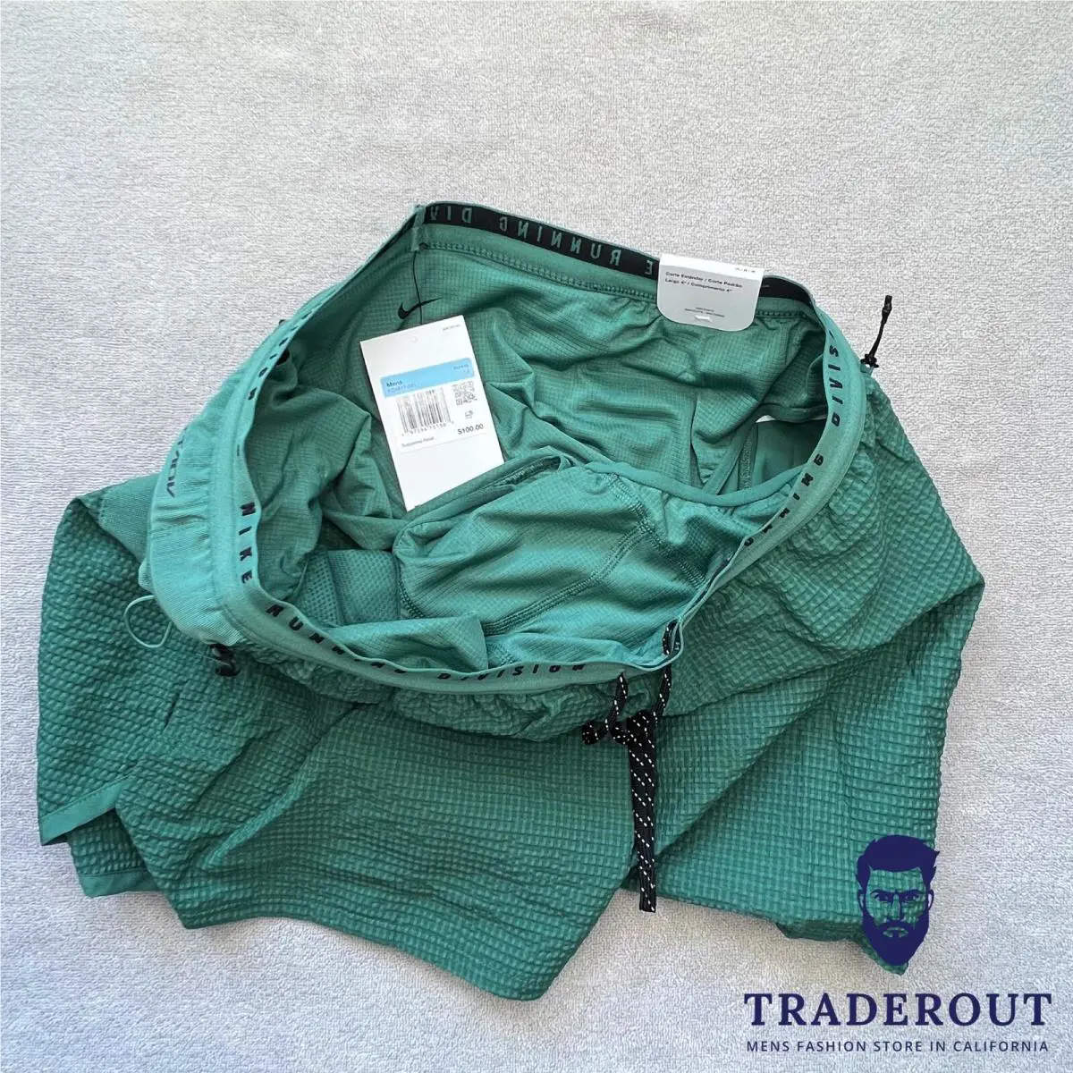 Nike clothing - Green 1