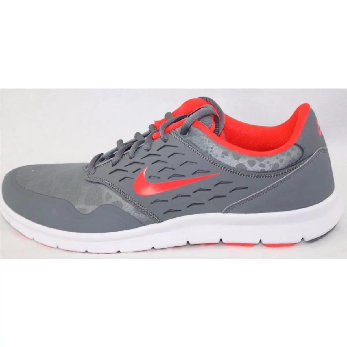 Nike shoes - Grey 0
