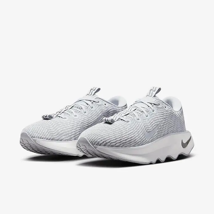 Nike shoes - Nike Motiva - Motiva - HQ3506-100 - White, s: Photon Dust/Light Smoke Grey/Metallic Pewter/Photo 5
