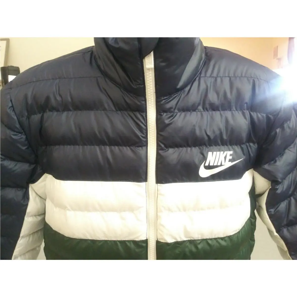 Nike clothing - Green, Blue, White 0