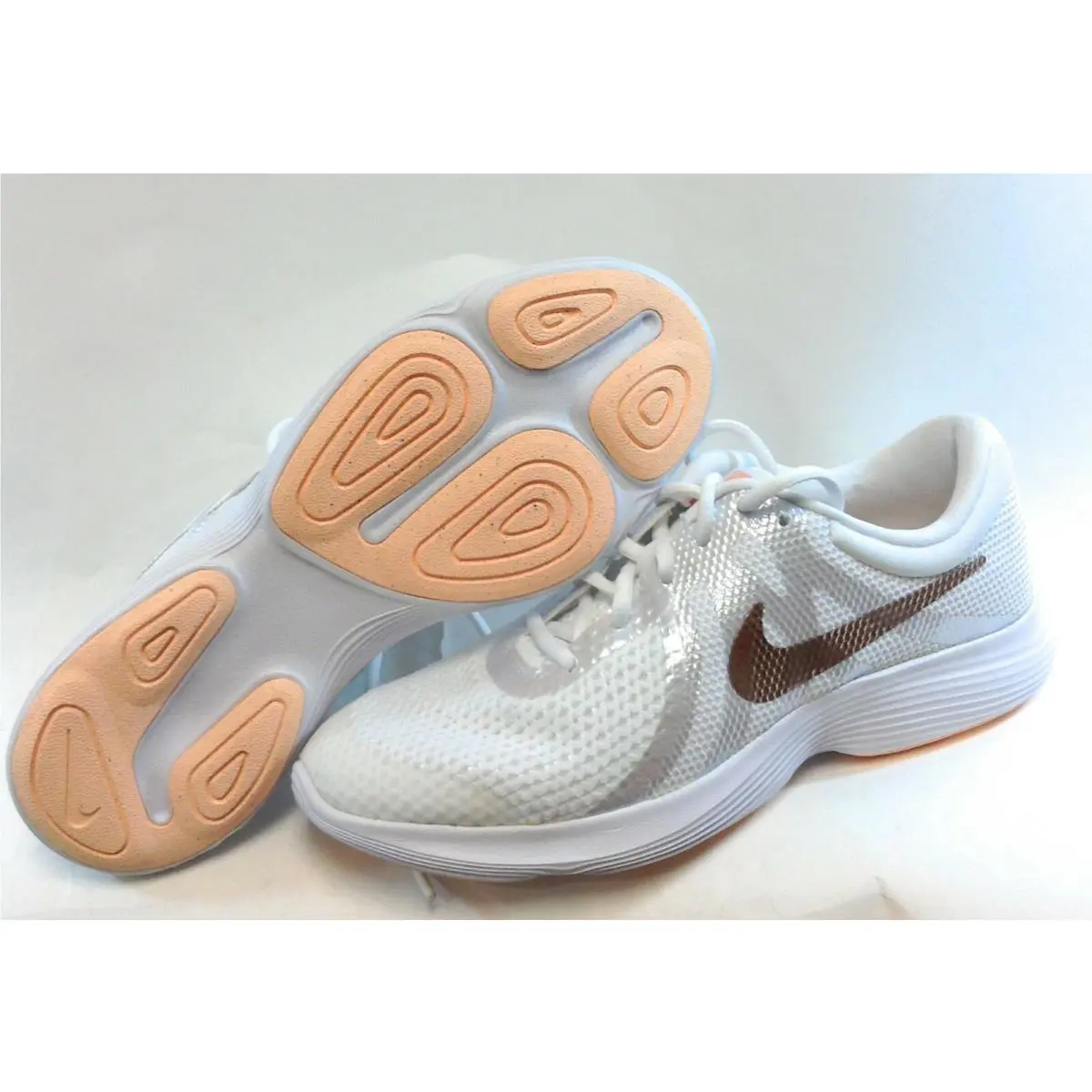 Nike shoes - White 1