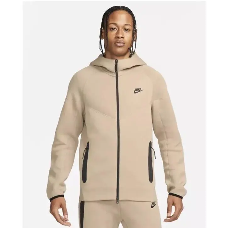 Nike clothing - Brown 4