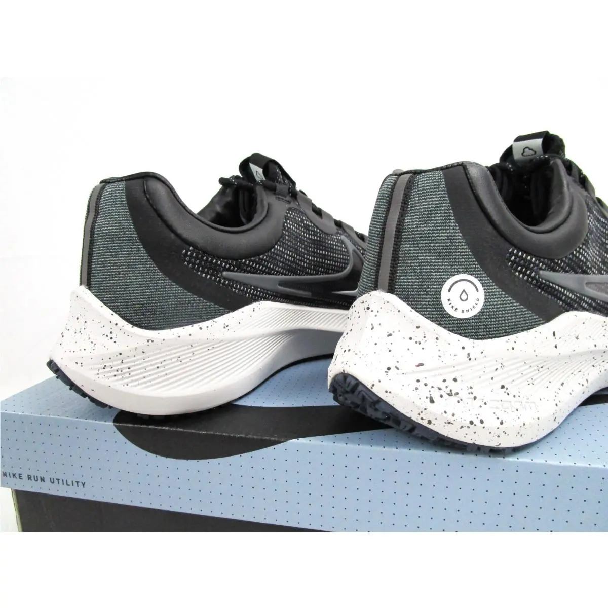 Nike shoes - Nike Zoom Winflo 8 Shield - DC3730-001 - Black/Gray 28