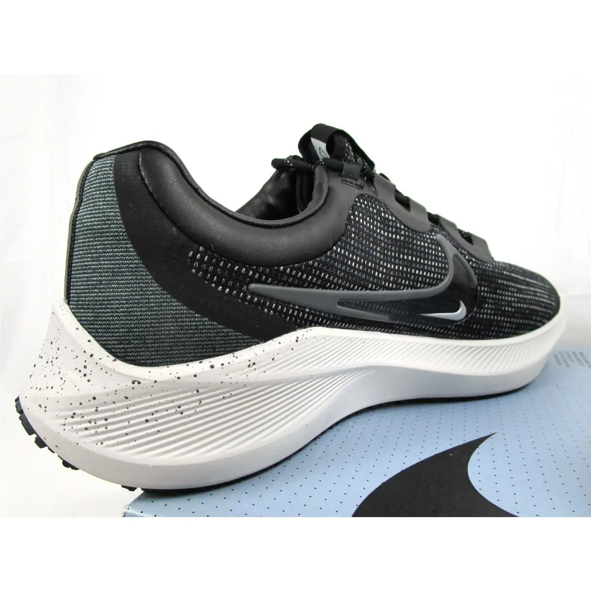 Nike shoes - Nike Zoom Winflo 8 Shield - DC3730-001 - Black/Gray 30