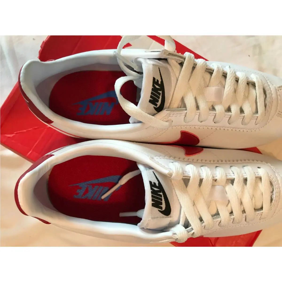 Nike shoes - Nike Classic Cortez - Classic Cortez - 807471 103 - White 4