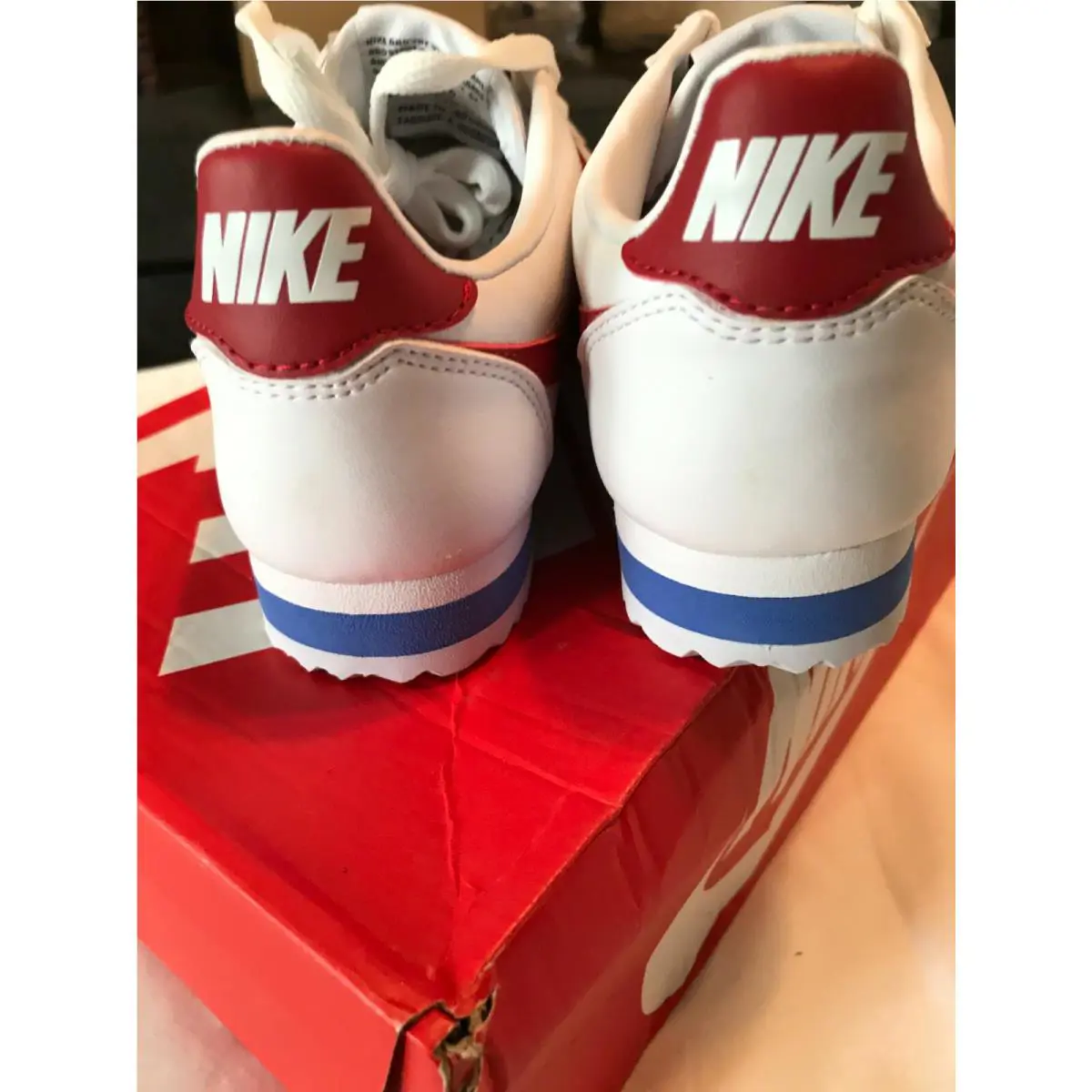 Nike shoes - Nike Classic Cortez - Classic Cortez - 807471 103 - White 1