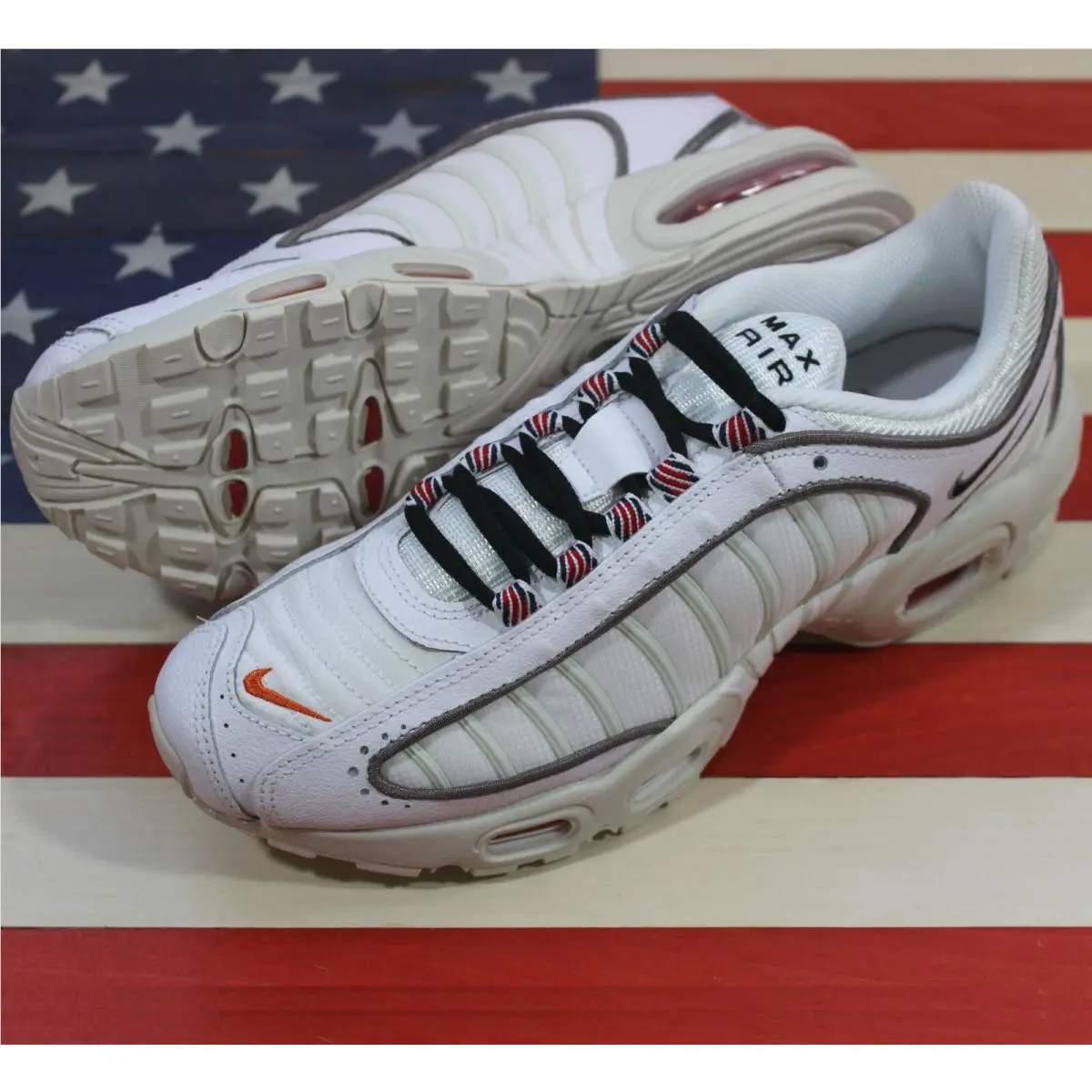 Nike shoes - Nike Air Max Tailwind - Air Max Tailwind - CJ7979100 - White, Manufacturer: White/Black/Summit-White/Gym-Red 18