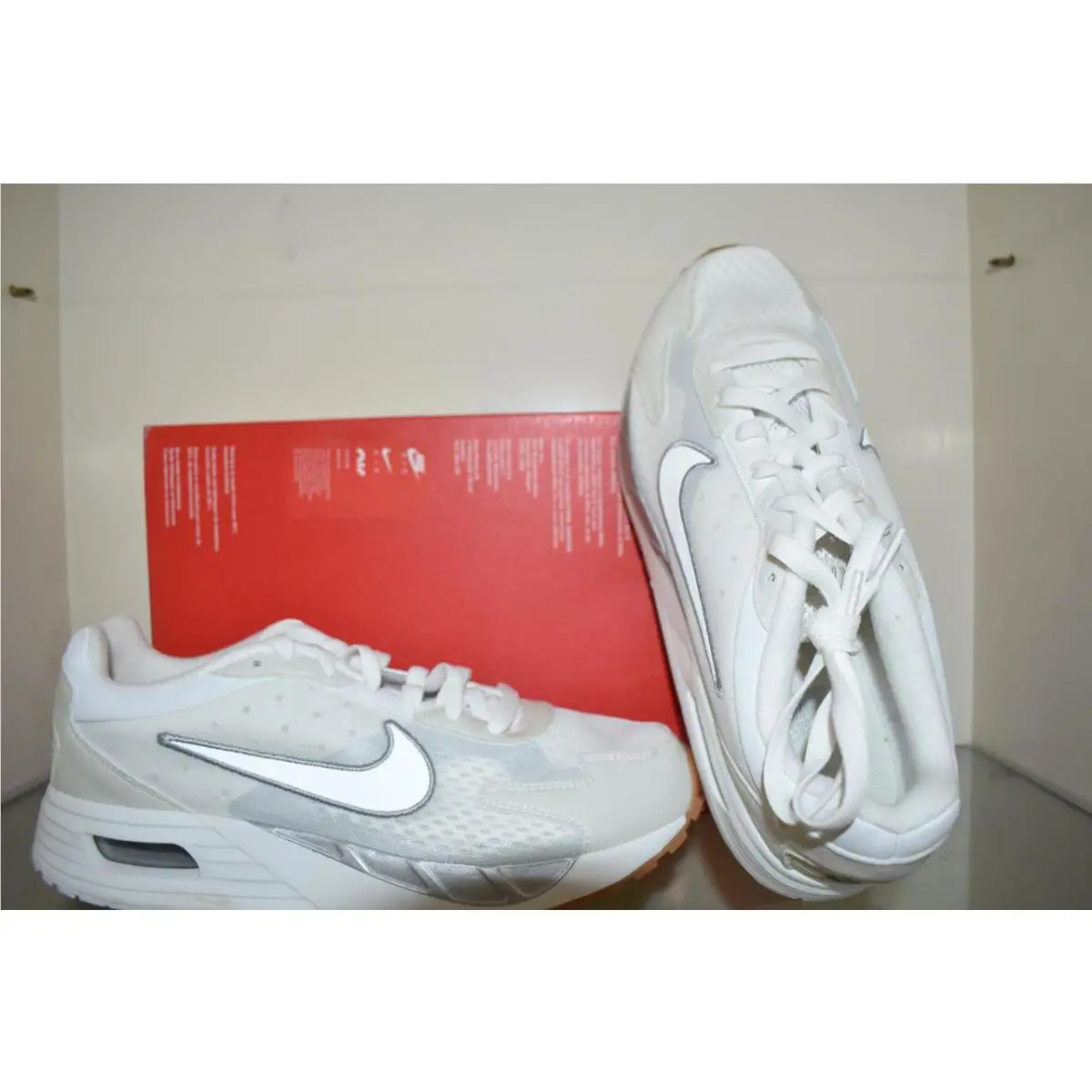 Nike shoes - Nike Air Max Solo - Air Max Solo - FN0784 104 - White 0