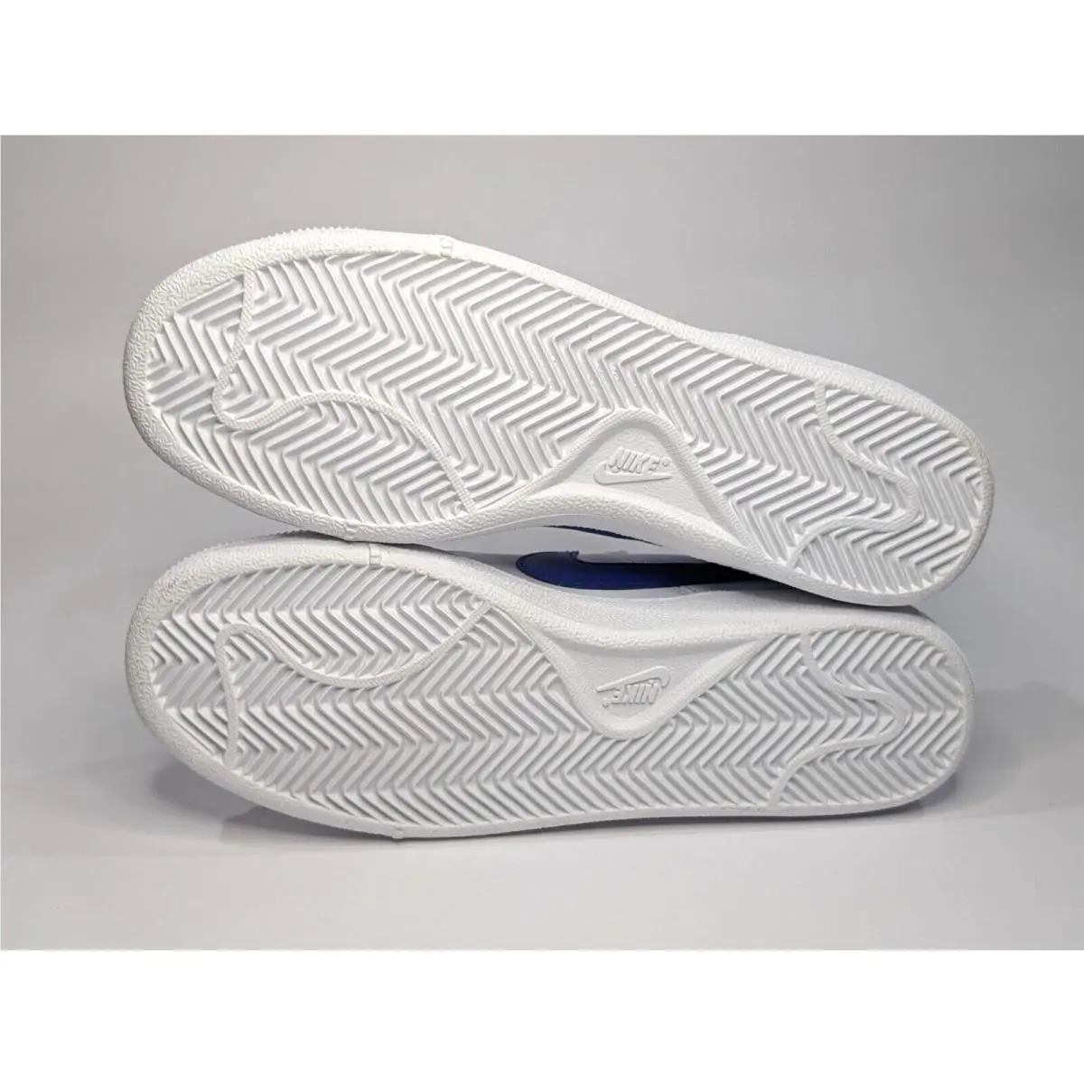Nike shoes - Nike Court Royale - Court Royale - 749867-104 - White/Blue 7