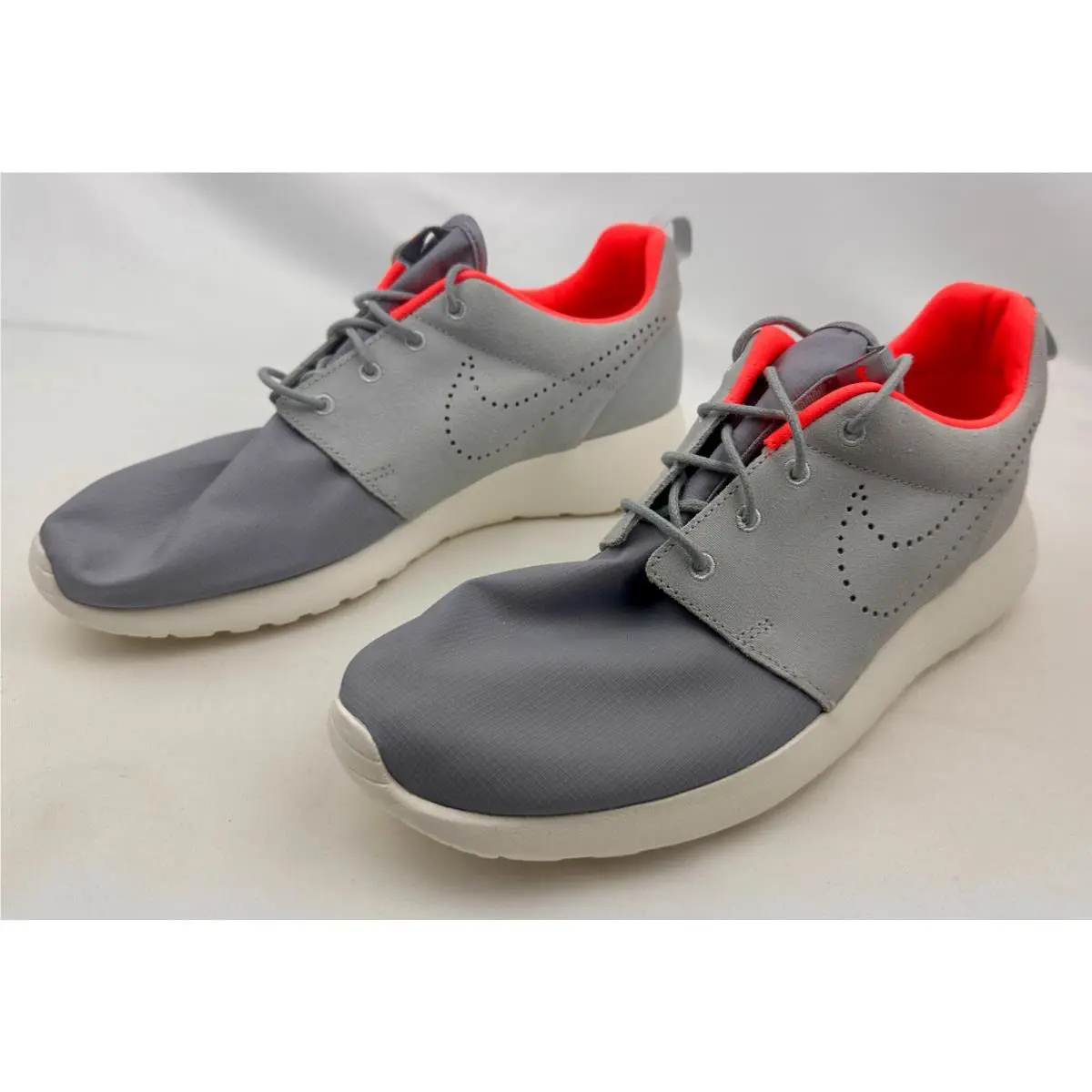 Nike shoes - Nike Roshe One - Roshe One - 525234-011 - platinum 4