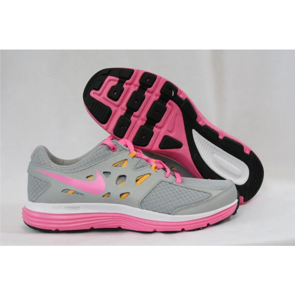 Nike shoes - Pink 1