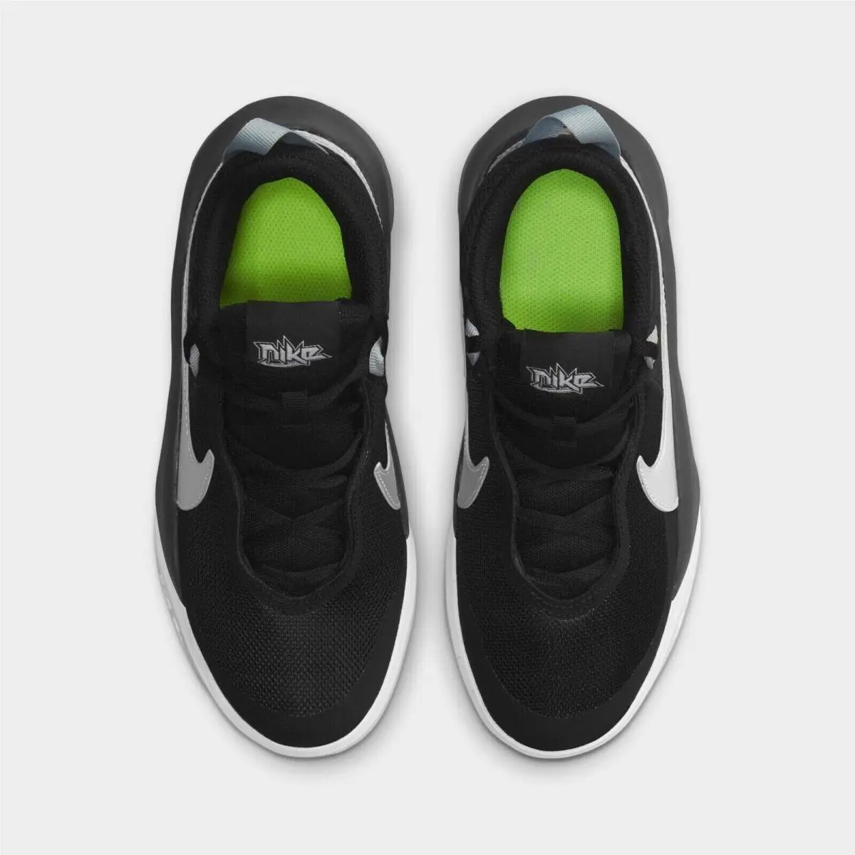 Nike shoes - Black 2
