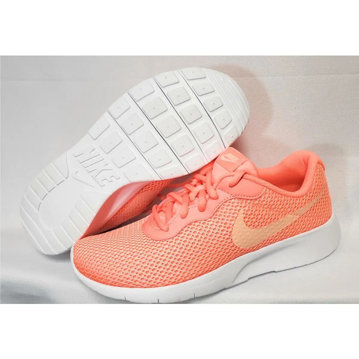 Nike shoes - Nike Tanjun - Tanjun - Pink 4