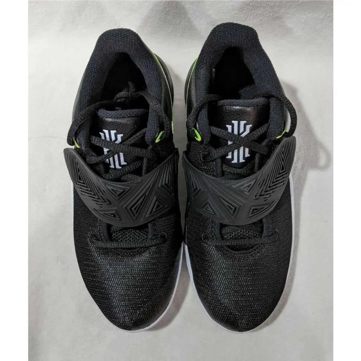 Nike shoes - Nike Kyrie Flytrap III - Kyrie Flytrap III - Black/White/Volt 1