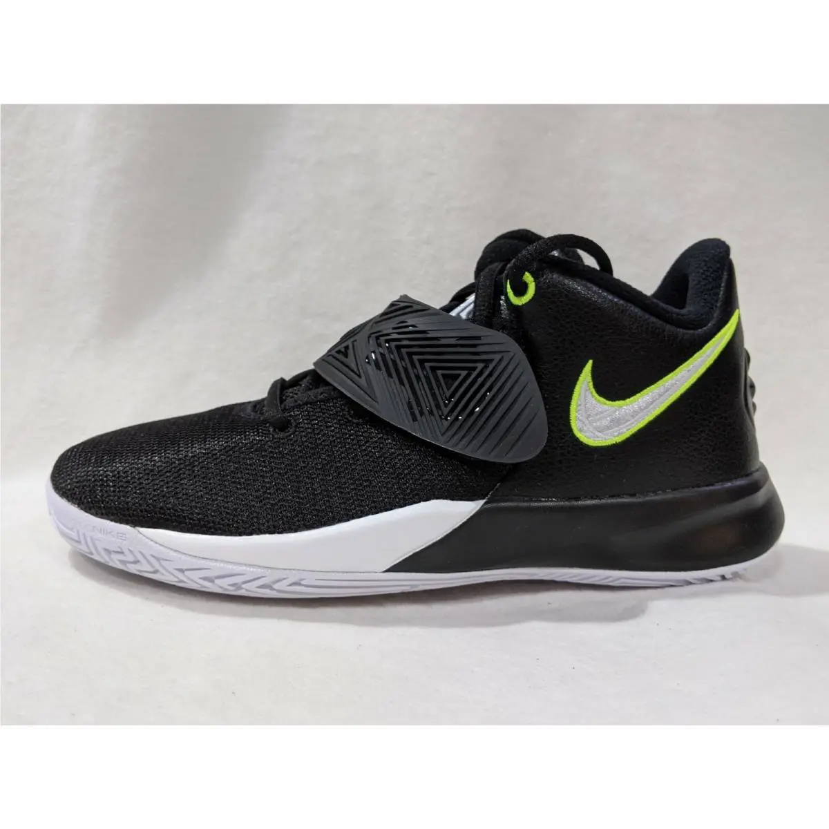 Nike shoes - Nike Kyrie Flytrap III - Kyrie Flytrap III - Black/White/Volt 5