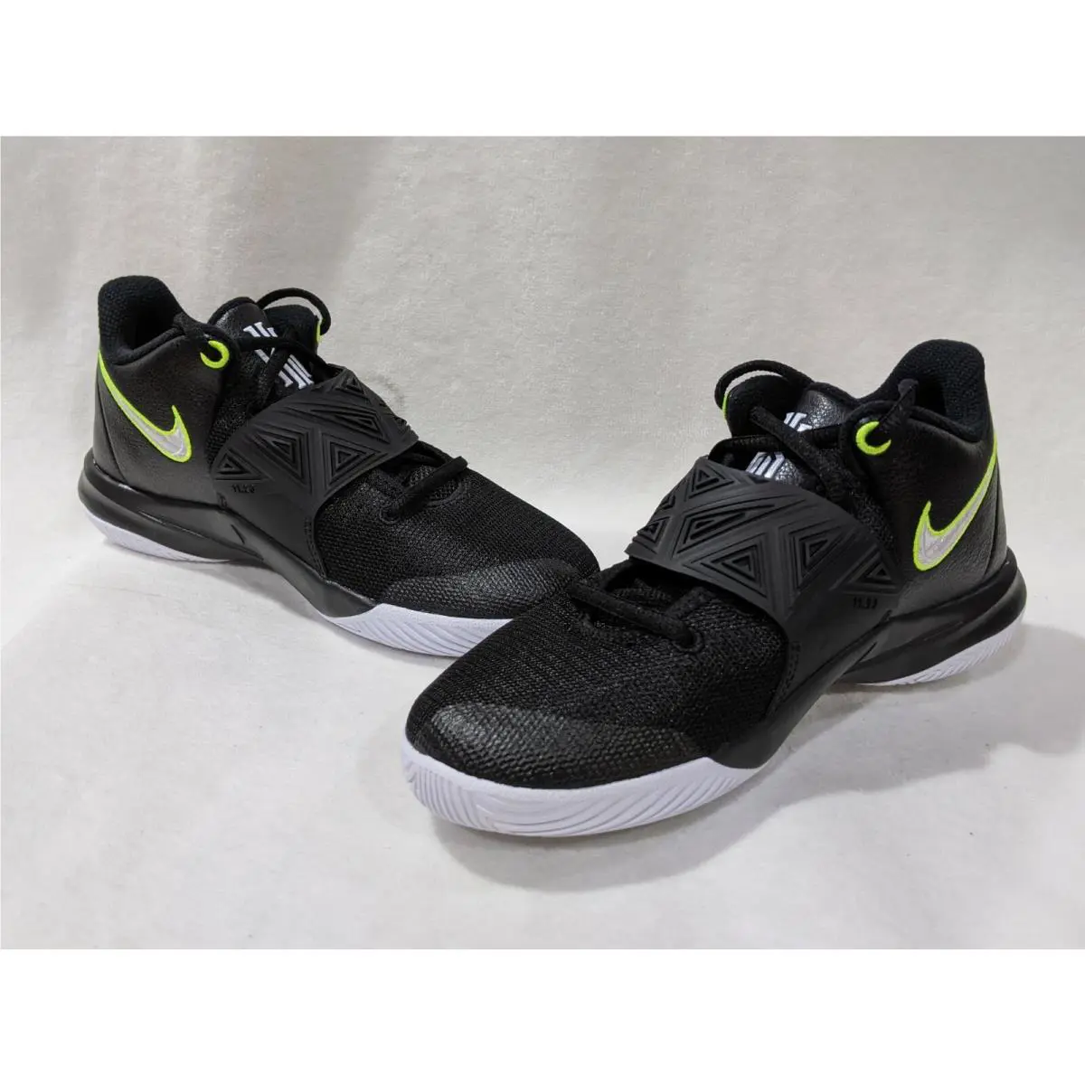 Nike shoes - Nike Kyrie Flytrap III - Kyrie Flytrap III - Black/White/Volt 7